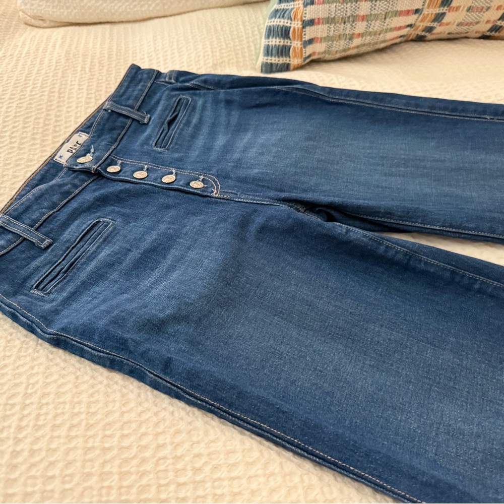 PAIGE Leenah Button-Front Wide Leg Jeans in Deep Indigo - Picture 8 of 10